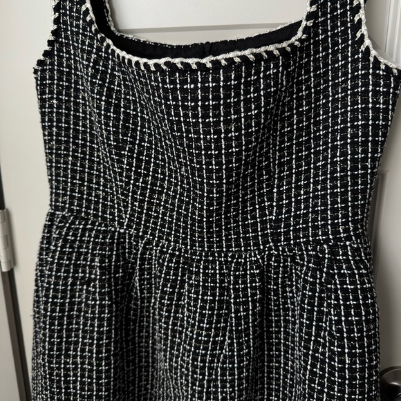 Cider Tweed U-Neckline Solid Mini Tweed Dress in Carbon Size Large NEW - Picture 12 of 15